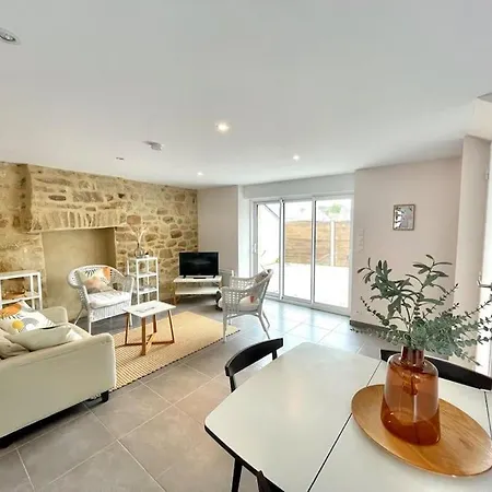 Holiday home Ti Nevez Locmariaquer